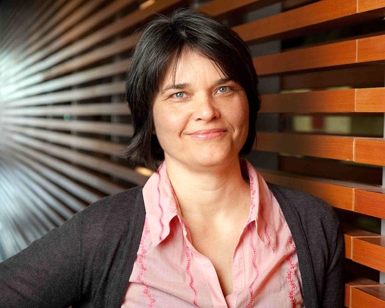 Vortrag von Ursula Neuerburg-Denzer (Concordia University Montréal): »Theater zwischen Theorie und Praxis«